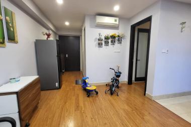 Hàng độc nhất vô nhị : Căn hộ B1 HUD2 Linh Đàm, 67.4m2, sàn gỗ chất lượng tốt, giá 2.6 tỷ.