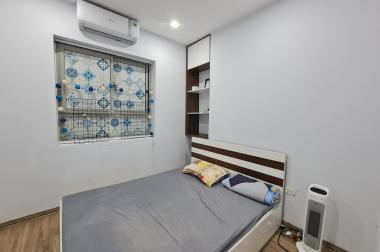 Chủ nhà nhờ bán căn HH1A Linh Đàm, 56 m2, nhiều tiện ích gần trường học, siêu thị, nội thất sàn gỗ chất lượng, giá rẻ bất ngờ.