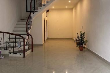 Nguyễn trãi 55m 5 tầng mt5.5m ô tô vào nhà, KD đỉnh hàng xóm royal city 10 tỷ