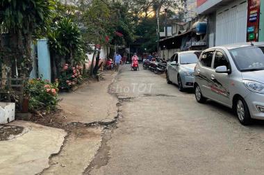 Bán nhà gác lửng sàn gỗ để lại toàn bộ nội thất vào ở ngay Phường Tân Lập, Thành phố Buôn Ma
