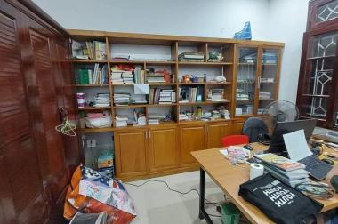 Rẻ thực sự ! cầu giấy phân lô ô tô tránh lô góc 57mx 5t nhỉnh 14 tỷ
