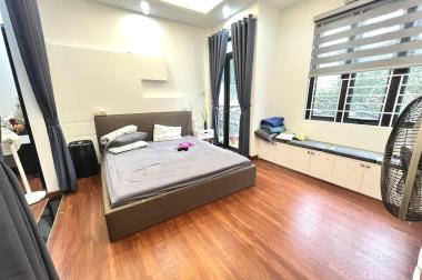 NHÀ MỚI ĐẸP CỰC THOÁNG GẦN HỒ TÂY- NỘI THẤT HỊN - GARA 7 CHỖ - NỞ HẬU ĐẸP - NGÕ THÔNG - Ở HOẶC VĂN PHÒNG ĐẸP. CHỈ 11,25 TỶ. 