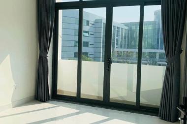 Chính chủ cần bán nhà Quận 10, Phường 5, Đào Duy Từ. Giá 2 tỷ 4. Sổ hồng, 2lầu. Lh0898 694 ***