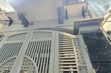nhà ngõ trần duy hưng ô tô tránh,vào nhà 63,3m 4t mt 4,5m nhỉnh 11 tỷ.