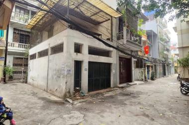 Siêu siêu rẻ ! nhà ngõ 68 cầu giấy ô tô vào nhà 87m 2t giá hơn 10 tỷ.