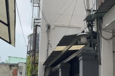 Cần thượng lượng nhiệt tình để bán gấp nhà hơn 300 Huỳnh Tấn Phát Quận 7, Nội thất rất đẹp giá chưa đến 6 tỷ