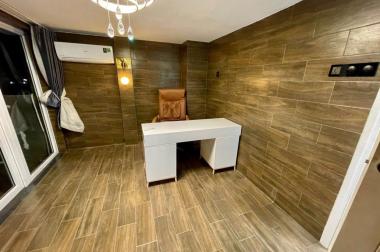 KẸT NỢ BÁN GẤP nhà MT Nguyễn Đình Chiểu Quận 3 7tầng chỉ 18.2TỶ