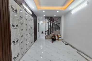 Bán nhà riêng  trung tâm Thanh  trì, 38m2, 4 tầng chỉ 2,7 tỷ 