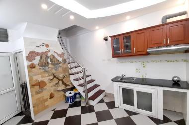 Giá nhỉnh 2 tỷ. Nhà đẹp vị trí trung tâm. Ngọc Lâm, Long Biên, 4 tầng
