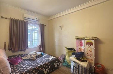 Bán căn nhà 83m2 phố Âu Cơ, Tây Hồ Chủ tự xây 6 ngủ Ô tô tránh 10m 6.8 Tỷ