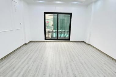 Chính Chủ Bán Nhà Ngã Tư Sở - 6 Tầng x 37m2  - ô tô đỗ cổng - 3 tỷ 78