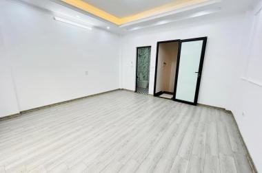 Chính Chủ Bán Nhà Ngã Tư Sở - 6 Tầng x 37m2  - ô tô đỗ cổng - 3 tỷ 78