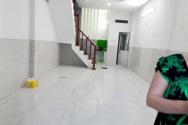 Bán nhà Quận 7 rộng hơn 80m2, Hẻm xe hơi quay đầu, nhà trống sạch sẽ vào ở ngay