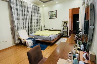 Ô TÔ ĐỖ CỬA - KINH DOANH - LÔ GÓC 3 MẶT THOÁNG  30M RA MẶT PHỐ HUỲNH THÚC KHÁNG KÉO DÀI