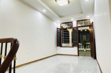 HIẾM HÓT  - THÁI THỊNH  - PHÂN LÔ BÀN CỜ  - GIÁ TỐT - NHÀ ĐẸP LONG LANH 5 NGỦ Ở NGAY CÁCH Ô TÔ ĐỖ 75 M, NGÕ THÔNG THOÁNG