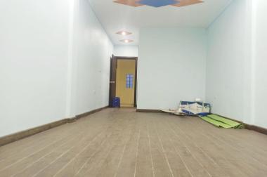 Bán nhà ngõ 28 Xuân La: thông Lạc Long Quân, mặt ngõ, view Hồ Tây. 45m2x6T. Giá: 6.5 tỷ