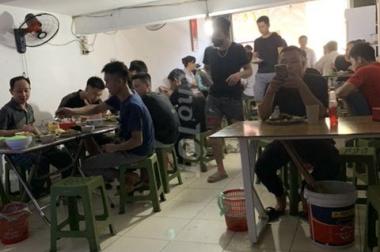 Sang nhượng quán cơm bình dân tại số 637 Phúc Diễn, Quận Nam Từ Liêm, Hà Nội.