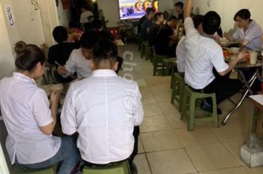 Sang nhượng quán cơm bình dân tại số 637 Phúc Diễn, Quận Nam Từ Liêm, Hà Nội.