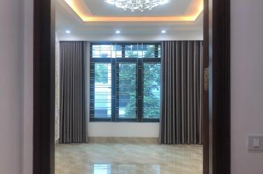 Bán nhà Kiến Hưng, Hà Đông dân xây ô chờ thang máy 50m2 6T giá nhỉnh 7 tỷ
