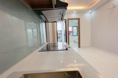 Bán chung cư mini Giải Phóng ,ô ô đỗ cách 20m, full đồ, sổ hồng vĩnh viễn, căm kết tách sổ , ở ngay