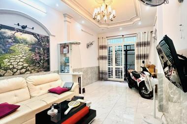 HIẾM. Nhà đẹp 4 tầng gần MT Nguyễn Đình Chiểu, PN, sổ vuông, khu dân trí, 53m2 nhỉnh 8 tỷ