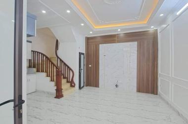 SIÊU PHẨM THÁI HÀ 30M2 CHỈ NHỈNH 2.5 TỶ NGÕ BA GÁC TRÁNH