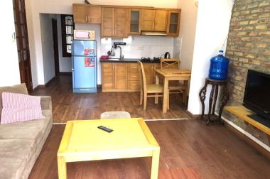 Cho thuê Căn hộ dịch vụ 65m2 1N,1K phố  Thụy Khuê, Tây Hồ. Nhà mới View hồ. Chỉ 6.5tr
