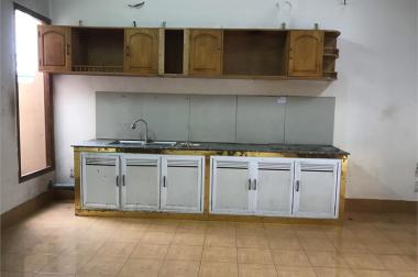 Cho thuê mặt bằng 175m2 cạnh KCN Đông Xuyên đường 30/4, tpvt