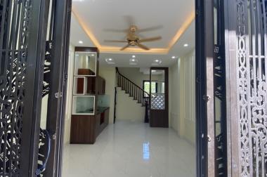 Bán nhà giá rẻ Hậu Ái, Vân Canh, Hoài Đức, cách Đại Học Thương Mại 4km, giá 3,03 tỷ