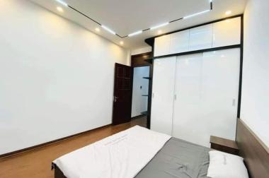 Còn 1 căn Lô Góc duy nhất nhà Hồng Tiến gần cầu Chương Dương giá rẻ nhất thị trường.