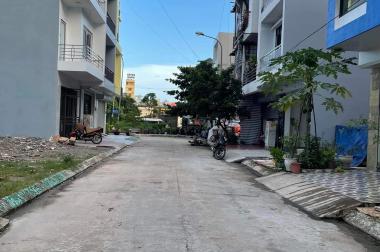 BÁN ĐẤT KĐT PHÂN LÔ SAU CHỢ SATO,P.CAO XANH. DT:69.75M2 ĐẸP !!!