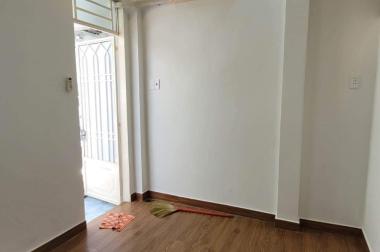 Bán nhà Lương Văn Cang Quận 8 25m2 chỉ 2 tỷ 300 triệu. 