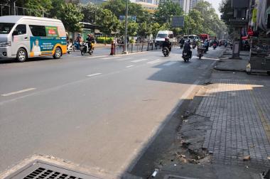 Cho Thuê Nhà Mặt Tiền Số  296 Đường 3 tháng 2. Tại trung tâm Quận 10 