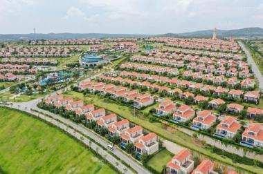 Cần tiền bán gấp biệt thự Centara Mũi Né Villa 3 phòng ngủ view biển, có hồ bơi