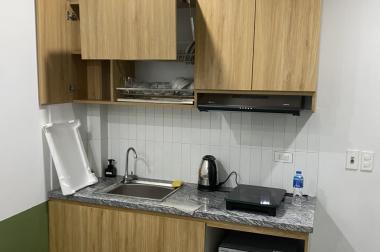Cho thuê Căn Chung cư mini tại Nguyễn Đình Thi, Tây Hồ. Cách hồ 8m View thoáng. Chỉ 7tr 