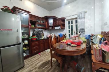 Bán nhà Mễ Cốc,P15,Quận 8 , 110m2 1 trệt, 3 lầu,sân thượng. chỉ 5 tỷ4