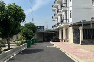 Ngộp cần bán gấp nhà 4x1m nhà rẻ vị trí Nguyễn Thái Sơn Vườn Lài
