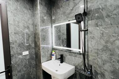 Bán nhà phố Xuân Thủy  quận  Cầu Giấy 40m - 5T giá nhỉnh 5 tỷ.