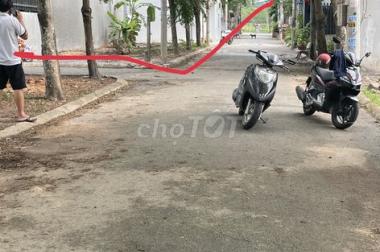 Bán lô gốc 2 mặt tiền đường 5m thông quốc lộ 13 ngay Tân định-kế bên khu Thịnh Gia mở rộng 110m2 full TC nở hậu.