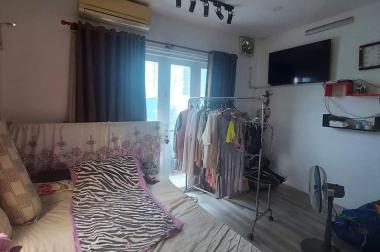 BÁN NHÀ: HẺM 3 GÁC ĐỖ CỬA - VÀI BƯỚC RA HXH - NHÀ ĐẸP - NỘI THẤT TỐT - 3 TẦNG KIÊN CỐ.GIÁ 2TỶ6  