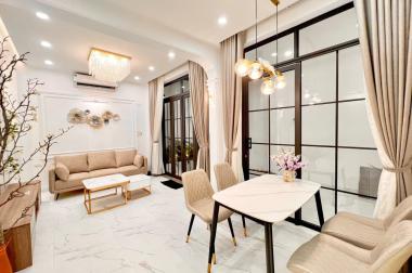Bán nhà đẹp Ngõ 149 Cự Lộc, gần phố, ô tô qua, kinh doanh, mặt tiền rộng, 55m, 4t, nhỉnh 5 tỷ 