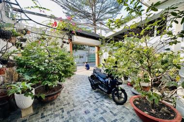 Bán nhanh nhà Tỉnh lộ 43, Bình Chiểu Thủ Đức, HXH, 120m2, giá 5,7 tỷ TL.