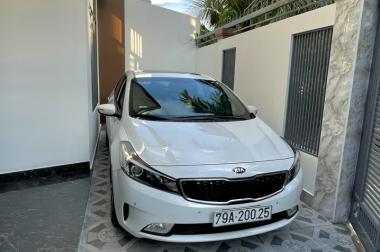 Bán nhà 3 tầng góc 2MT ở Ngọc Hiệp ô tô tận nhà