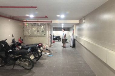 Bán nhà Phố Khương Đình, kinh doanh, ô tô, thang máy, mới đẹp, 106m2X8T, chỉ 41.9 tỷ.