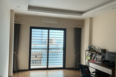 Nhỉnh 13 tỷ. Phân Lô, thang máy, mới đẹp, Cù Chính Lan, Thanh Xuân, 41m2X8T.