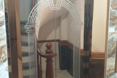 BÁN NHÀ CẦU GIẤY, 45m2x 7T, MT6.5m, Ô TÔ ĐỖ TRONG NHÀ, LÔ GÓC, KINH DOANH, CHỈ NHỈNH 13 TỶ