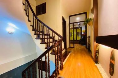 Bán nhà ngõ 168 Trung Kính 60m, 12.8 tỷ,  sát phố, nội thất xịn, ô tô vào nhà 0343564283
