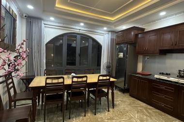 Khu Đồng Bộ , Hẻm Xe hơi một trục Trần Bình Trọng 4,25x12m , Nhà 5 Lầu Mới Cứng BTCT giá 10.5 Tỷ Liên hệ 0352532539