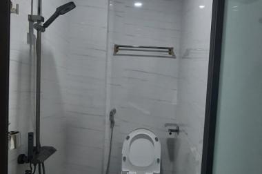   Bán Nhà 4 tầng phố Hào Nam, quận Đống đa, 32m2 giá 4.2 tỷ.