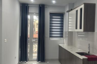 Bán nhà khu Ô Chợ Dừa 43m2 x 4 tầng, gần phố, ngõ nông, mt 4m, 3.95 tỷ